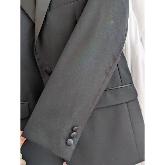 Calvin Klein Tuxedo Jacket 42S 100% Wool 2 Button Notch Lapel Double Vent - Picture 5 of 16